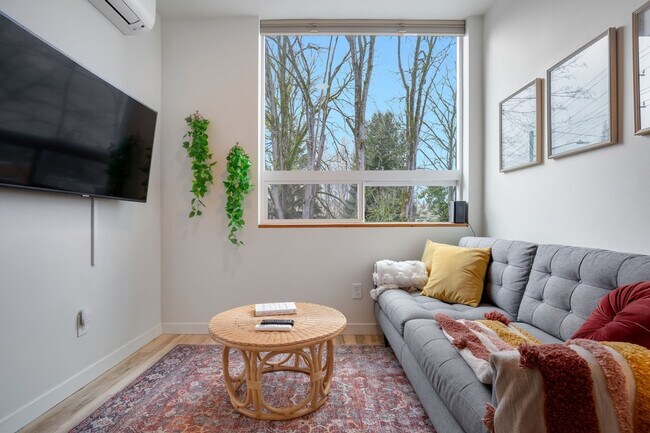 Photo - 3863 21st Ave SW Unit SI FL4-ID1035939P