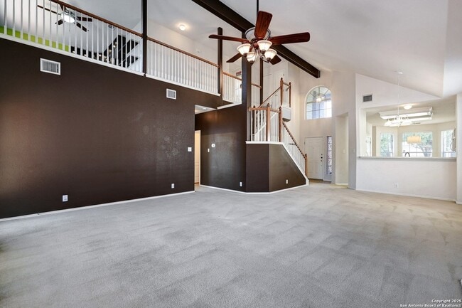 Photo - 8706 Redwood Bend