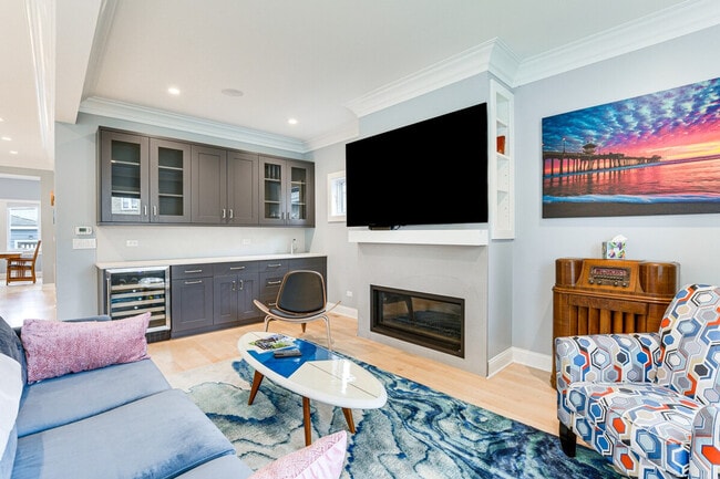 Building Photo - 4727 N Kiona Ave Unit ID1306596P