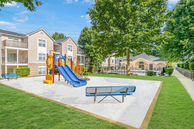 Photo - Crown Point Luxury Apartments at Crown Point