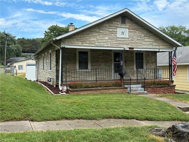 Building Photo - 707 Green St