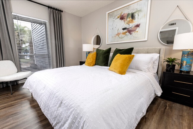 Photo - Dwell at Greenridge Apartments