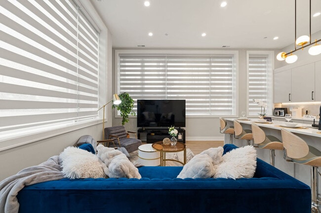 Photo - 801 S Western Ave Unit ID1262784P