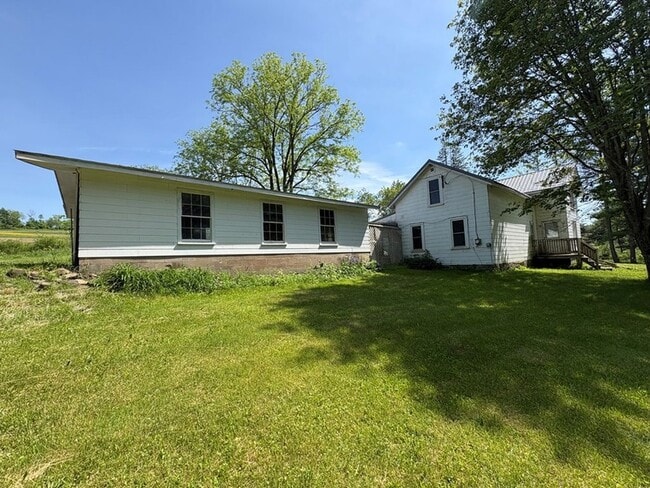 Photo - 1058 Campbell Run Rd