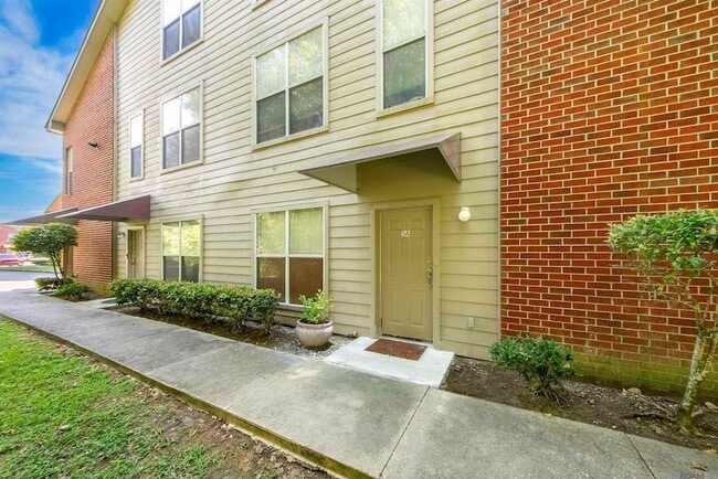 Building Photo - 5159 Etta St Unit 5A