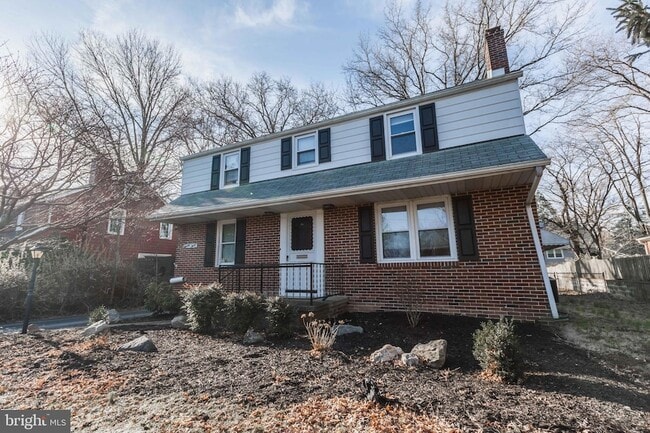 Building Photo - 23 Sunset Rd