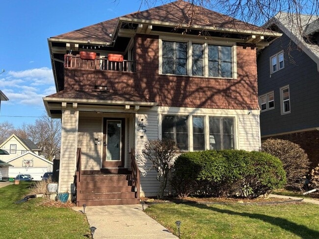 Building Photo - 3924 N Maryland Ave