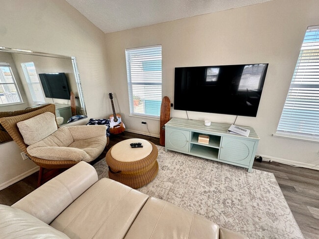 Photo - 115 Nettles Blvd Unit SI ID1537513P