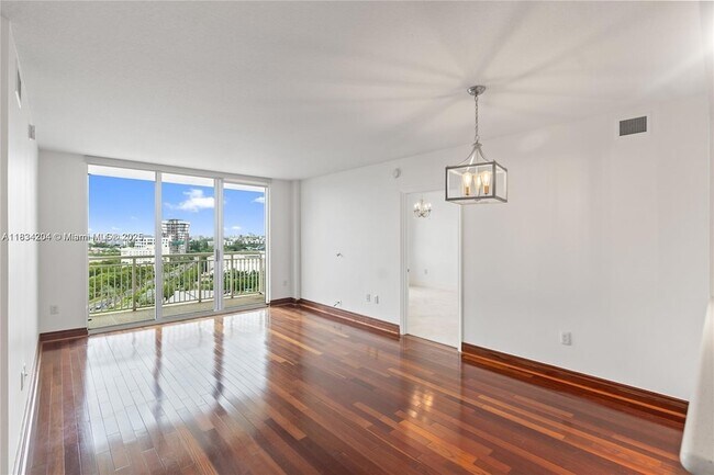 Photo - 19501 W Country Club Dr Unit 1610