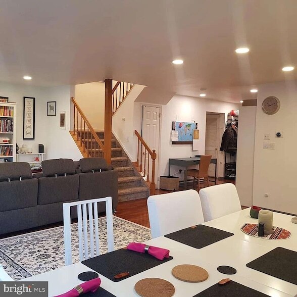 Photo - 15 Colebrook Ct