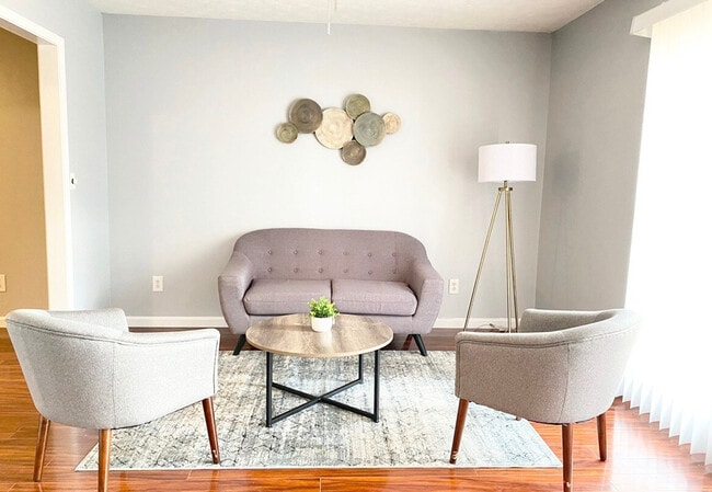 Building Photo - 175 Michael Dr Unit ID1341824P