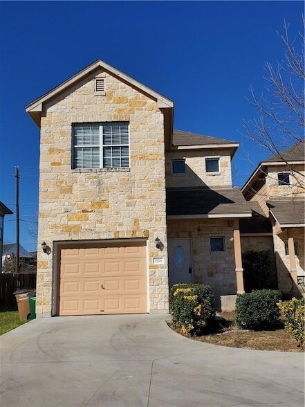 Photo - 7516 Lazy Creek Dr Unit A