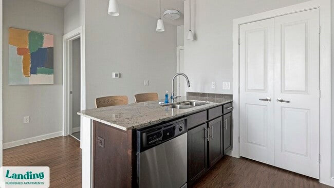 Photo - 4300 Cromwell Dr Unit 1212