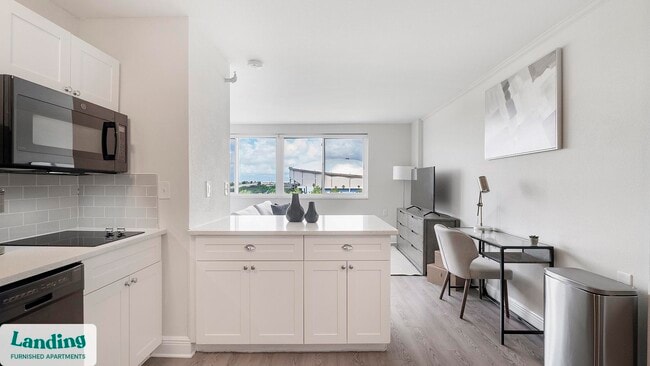 Photo - 305 Dr. M.L.K. Jr St S Unit 641.1404462