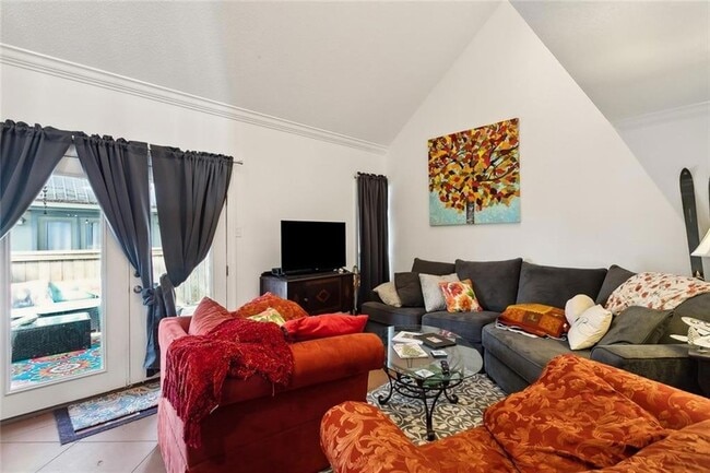 Photo - 351 Jackson St Unit 4B