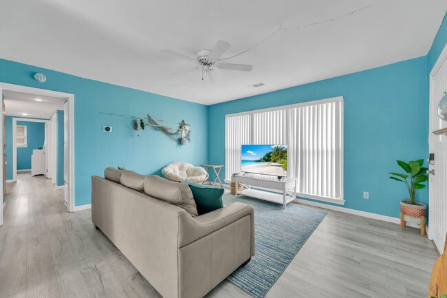 Photo - 4 Adkinson Dr Unit SI ID1585621P