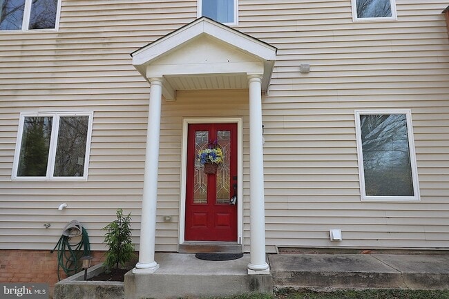 Photo - 118 Quaint Acres Dr