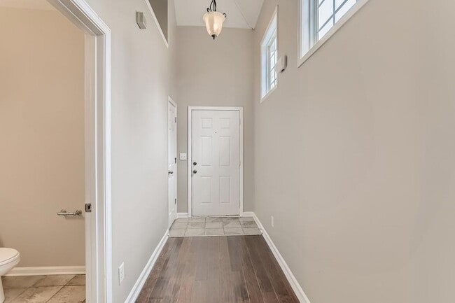 Photo - 2605 Gateview Ct