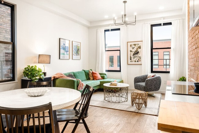 Building Photo - 1510 Race St Unit ID1056158P