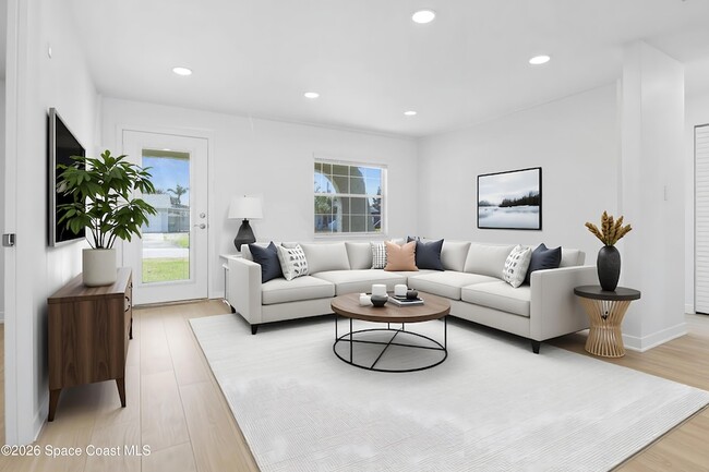 Photo - 2076 Abalone Ave