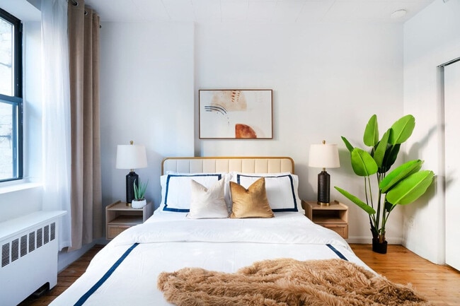 Photo - 317 W 74th St Unit ID1022024P