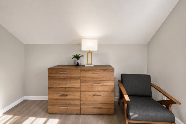 Photo - 2813 Gerard St Unit SI ID1540075P