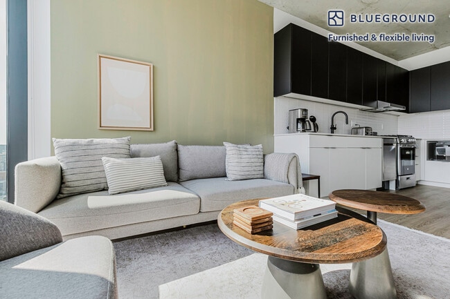 Photo - 225 N Elizabeth St Unit FL11-ID1099