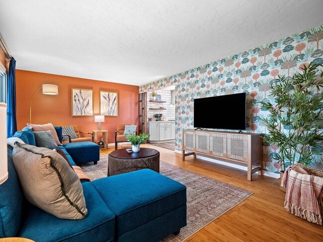 Photo - 32071 Lake Rd Unit ID1347049P