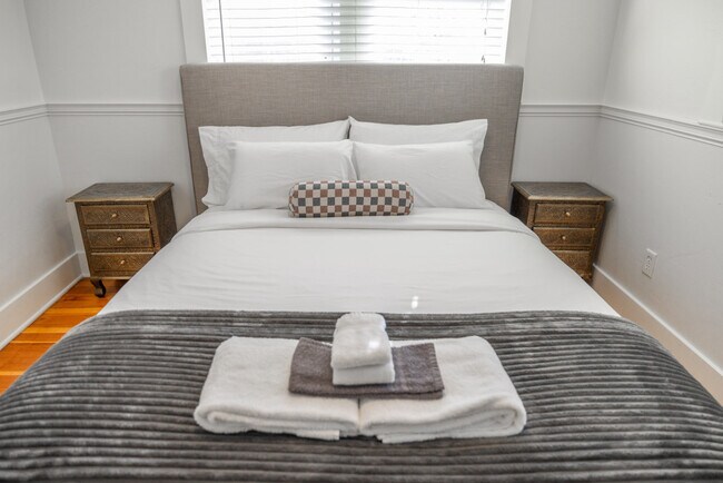 Photo - 3076 Melbourne St Unit ID1367399P