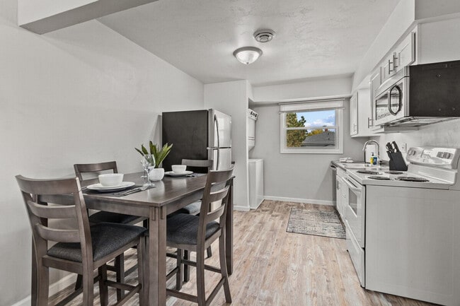 Photo - 2713 N Locust St Unit ID1296545P