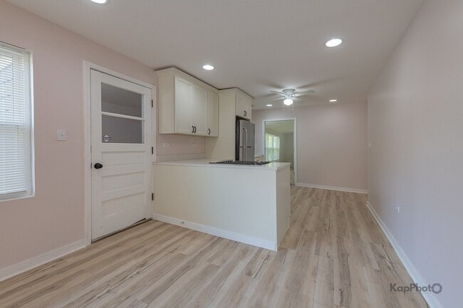 Photo - 2029 S Canalport Ave Unit 2