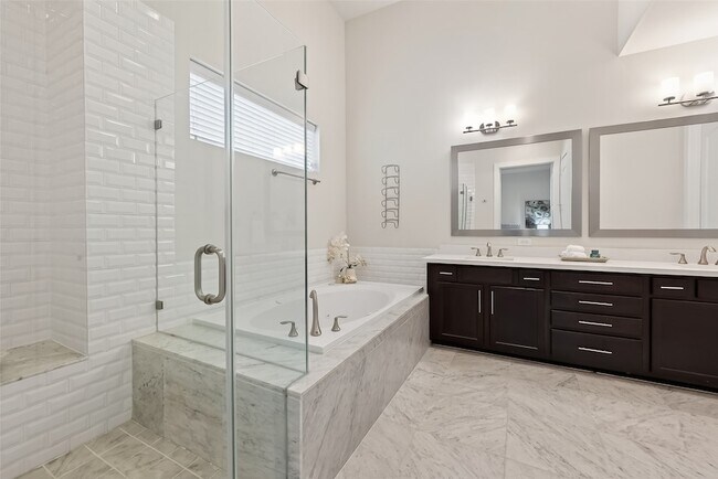 Photo - 1508 Beall St