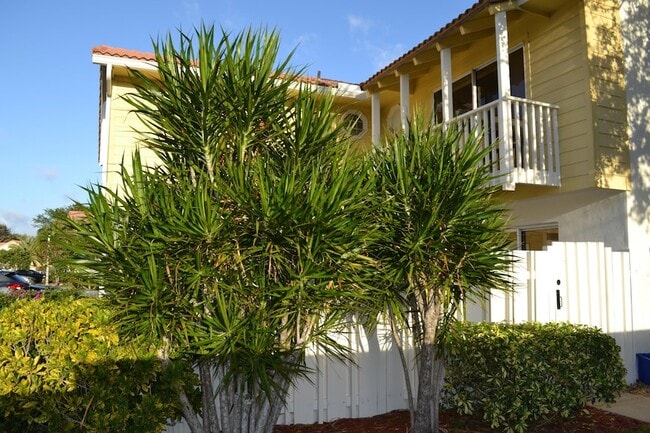 Photo - 176 Seabreeze Cir