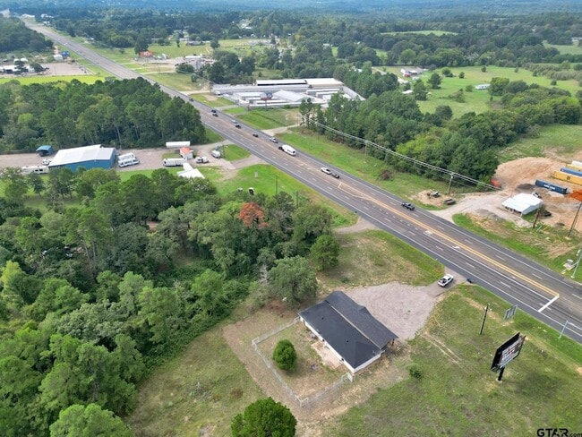 Photo - 19470 U.S. Hwy 69 N