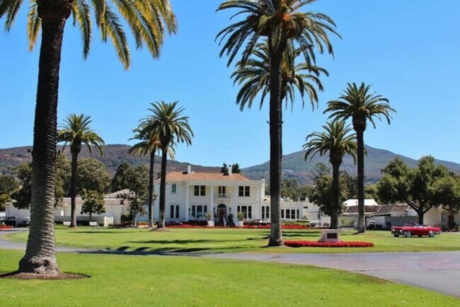 Photo - 668 Cottage Dr Unit ID1436433P