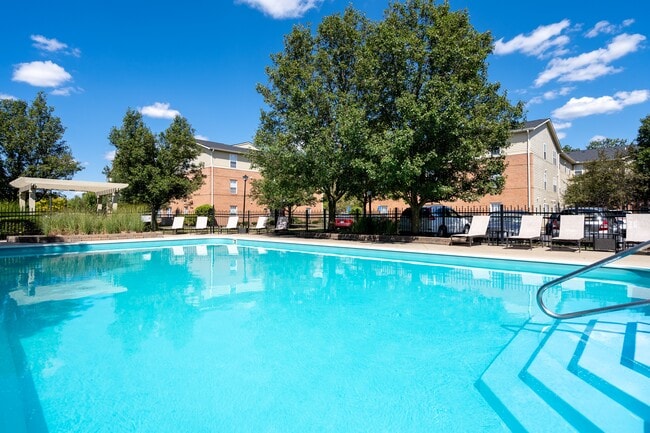 Upgrade your lifestyle luxury pool included. - The Residences At Breckenridge