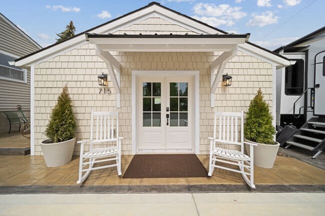 Photo - 715 E Annie Ave Unit SI ID1542942P