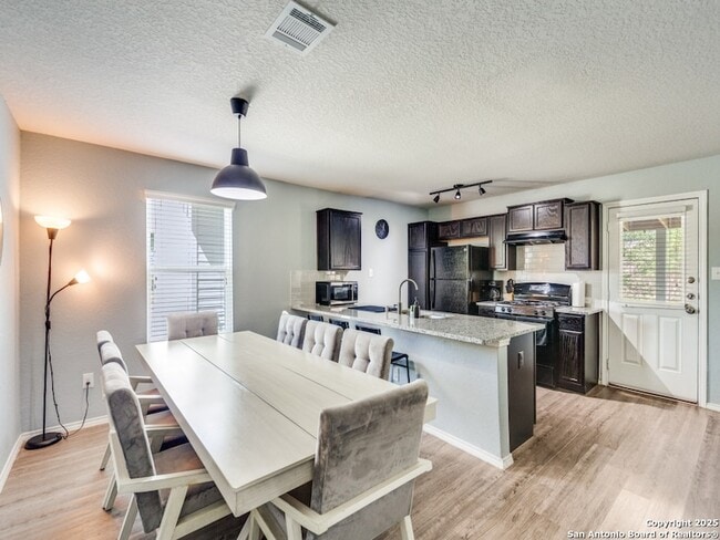 Photo - 11326 Babcock Bnd