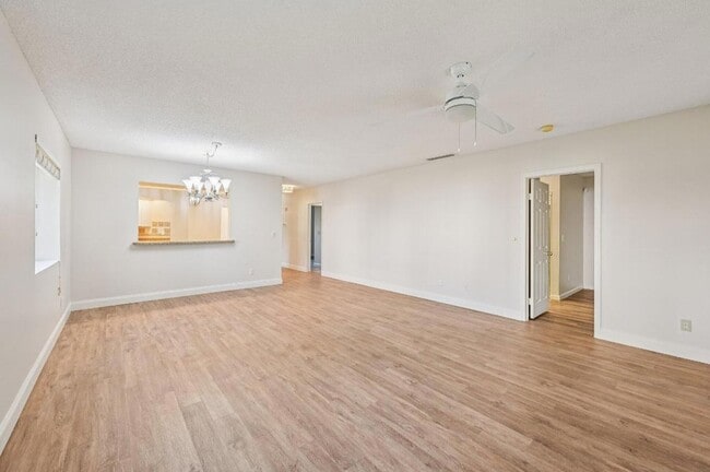 Photo - 1103 Duncan Cir Unit 104