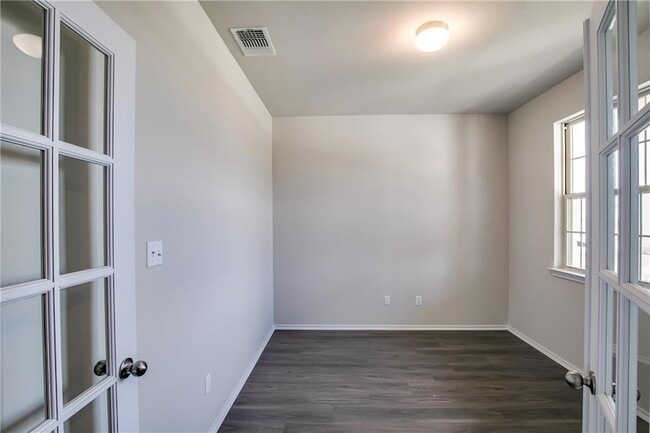 Photo - 349 Horsemint Way