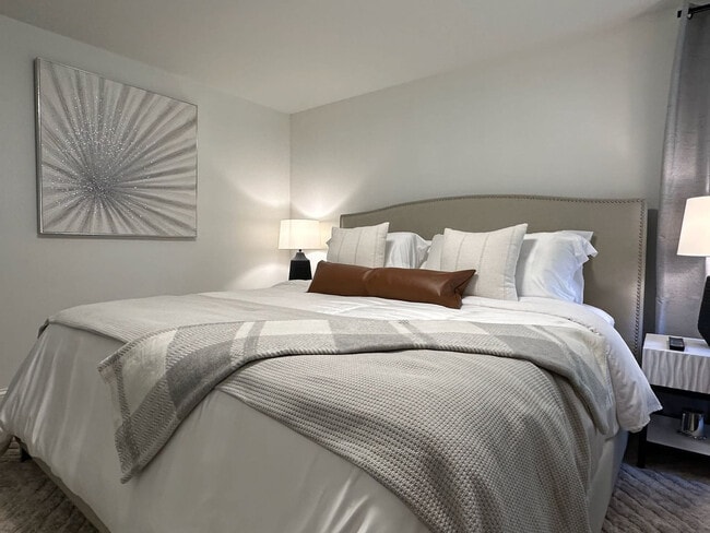 Photo - 6 Nancy Ln Unit SI ID1261565P