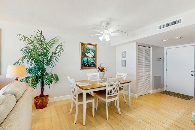 Photo - 26300 Hickory Blvd Unit SI ID1546394P