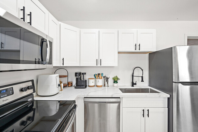 Photo - 2302 W Colter St Unit ID1244359P