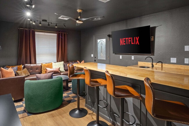 Building Photo - 6214 W Riviera Dr Unit ID1031317P