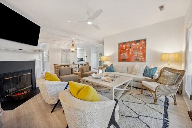 Photo - 723 Bonnyneck Dr Unit ID1253362P