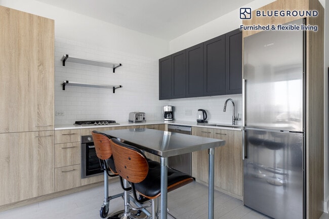 Photo - 1035 W Van Buren St Unit SI FL14-ID396