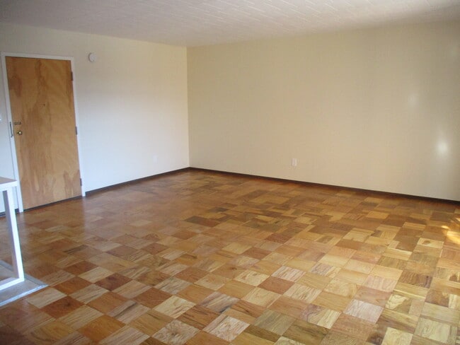 Tiffany 315 - Tiffany Apartments