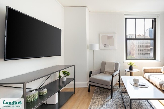 Photo - 933 McGee St Unit 2-222.1411672