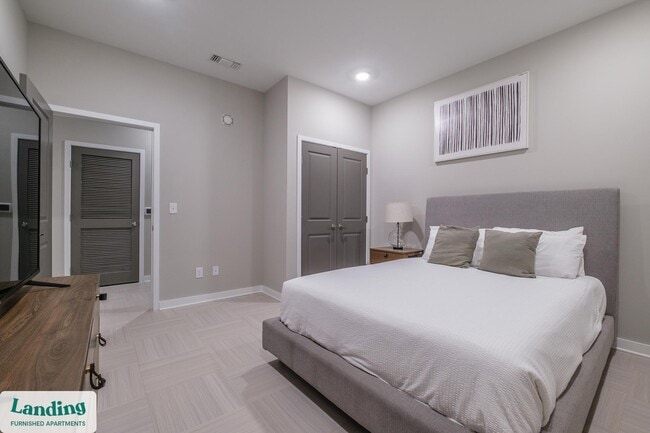 Photo - 600 19th St N