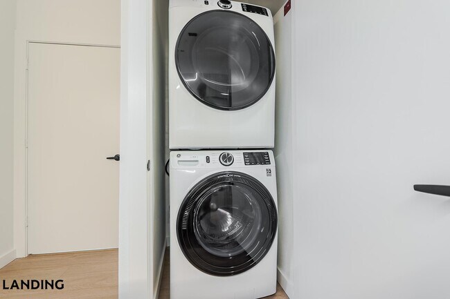 Photo - 2623 Keene St Unit 531
